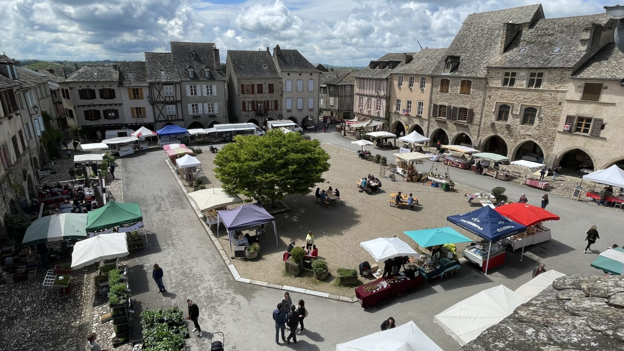 Le marché artisanal